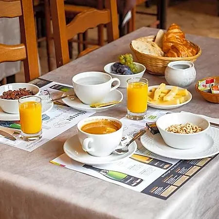 Contact Du Ladhof Hotell 2*